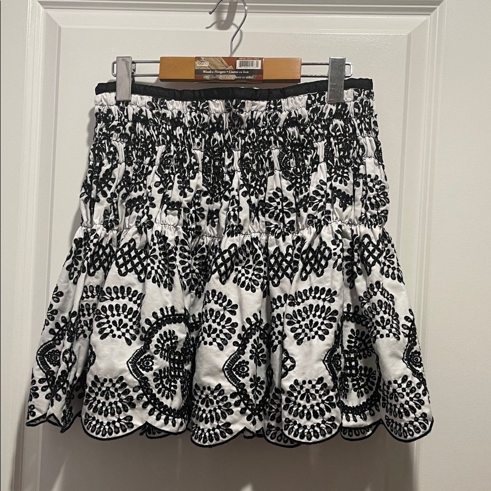 Zara Black and White Embroidered Mini Skirt